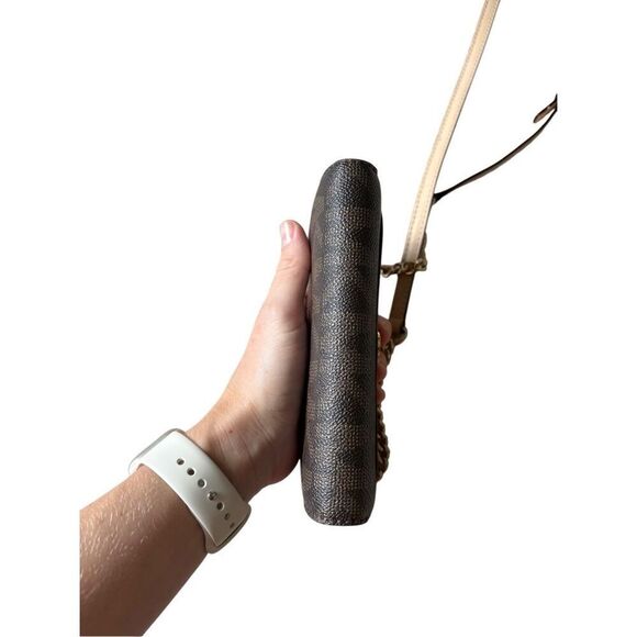 Michael Kors Jet Set Signature Crossbody Bag Convertible to Wallet Adjustable - Picture 8 of 12